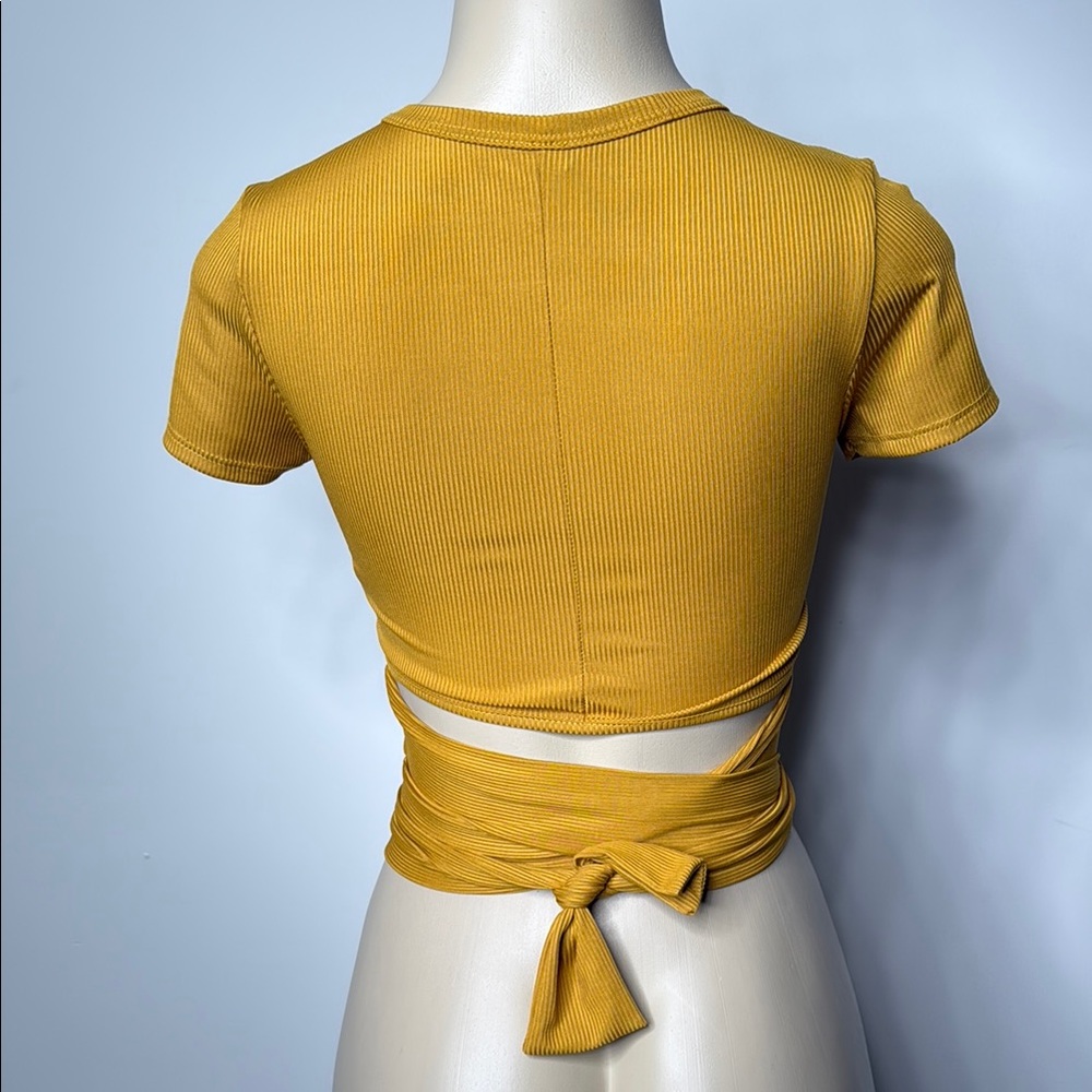 Yellow Ribbed Crop Top - Picture 4 of 4
